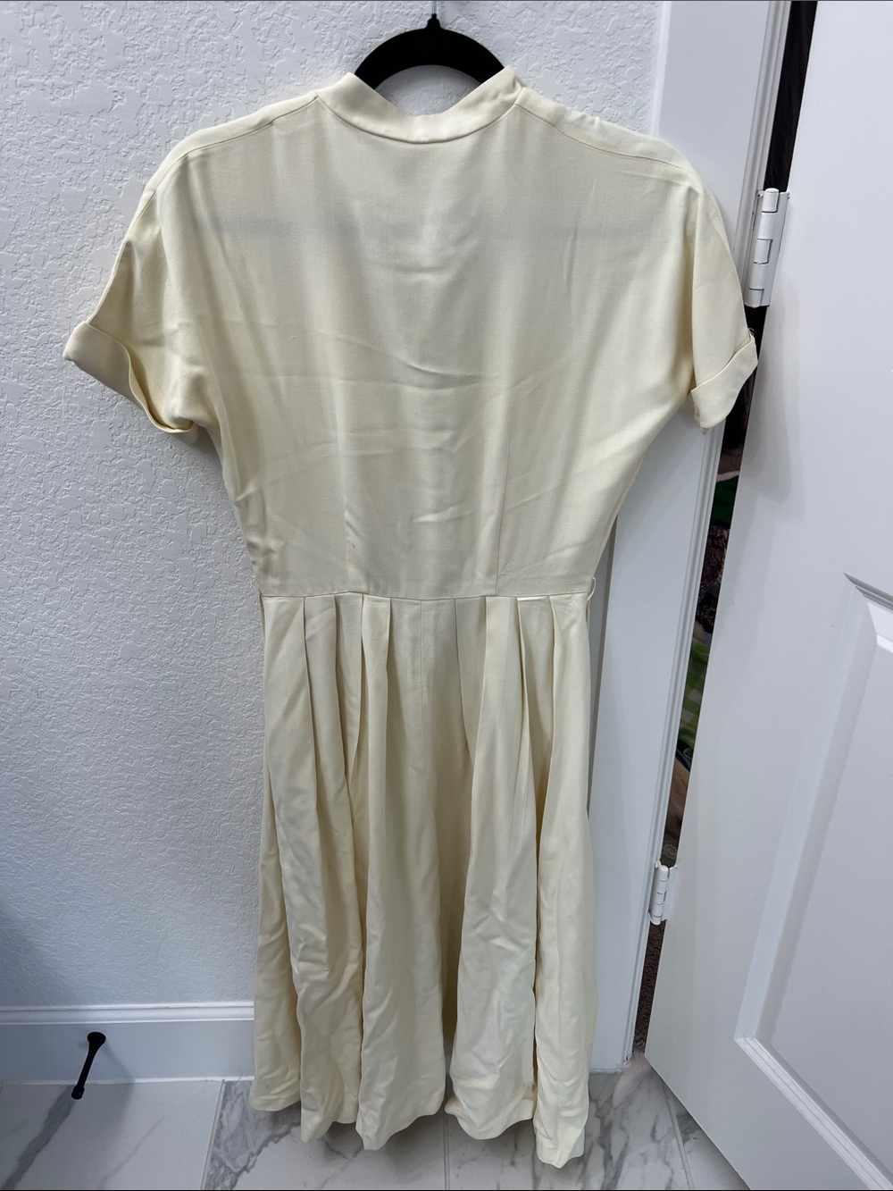 Vintage 1950s? Mock Neck Cream Short-Sleeve Pleated Midi Dress